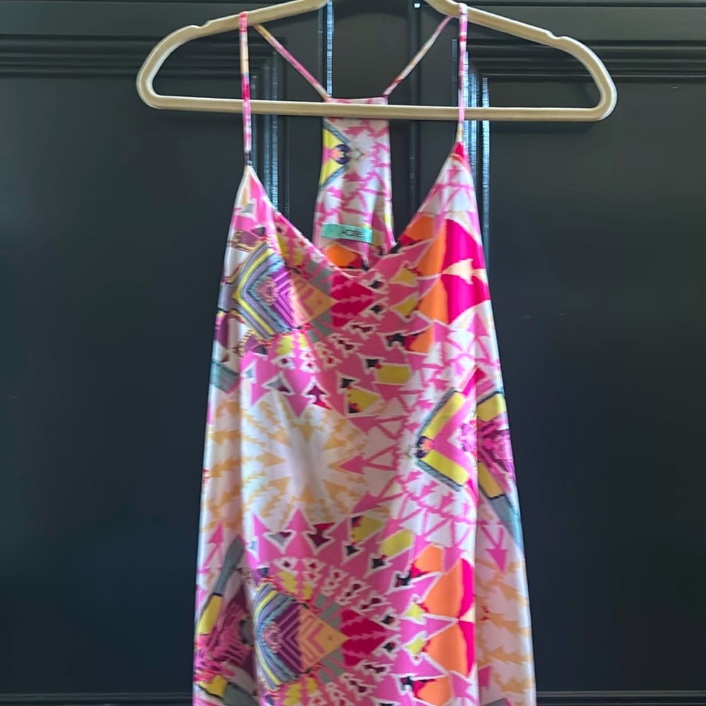 Bright and sassy top by Karlie. Size L